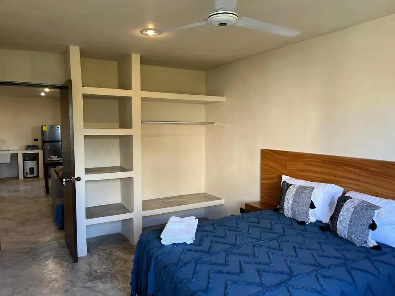Hotel Xara Playa Del Carmen Centro 0*,